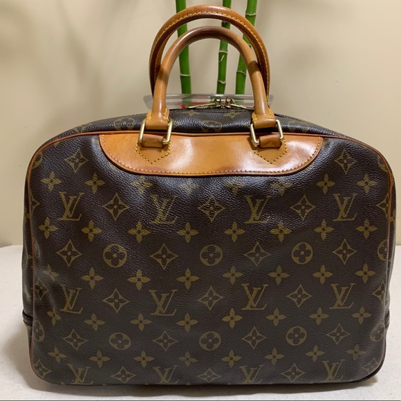 Louis Vuitton Deauville Monogram Canvas